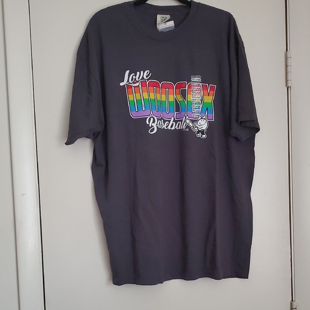 *NWT* Pride Love Woosox Baseball Graphic T-Shirt
